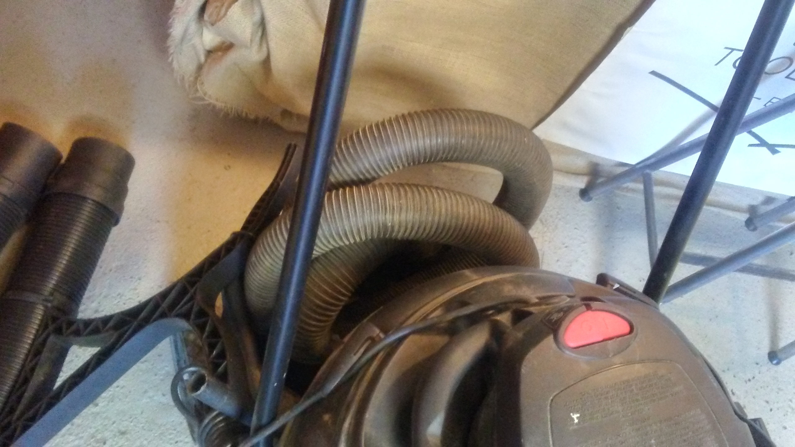 Halifax Tool Library Wet/Dry Shop Vacuum and Mulcher